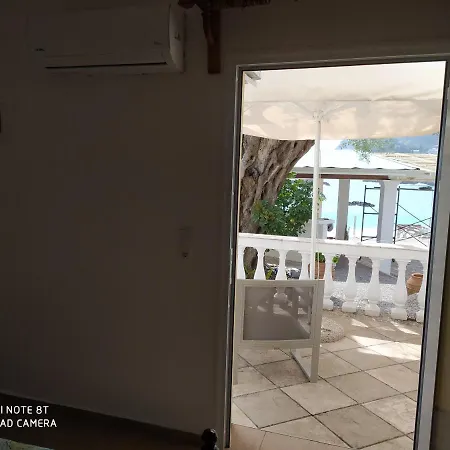 Poseidon Studio Apartment